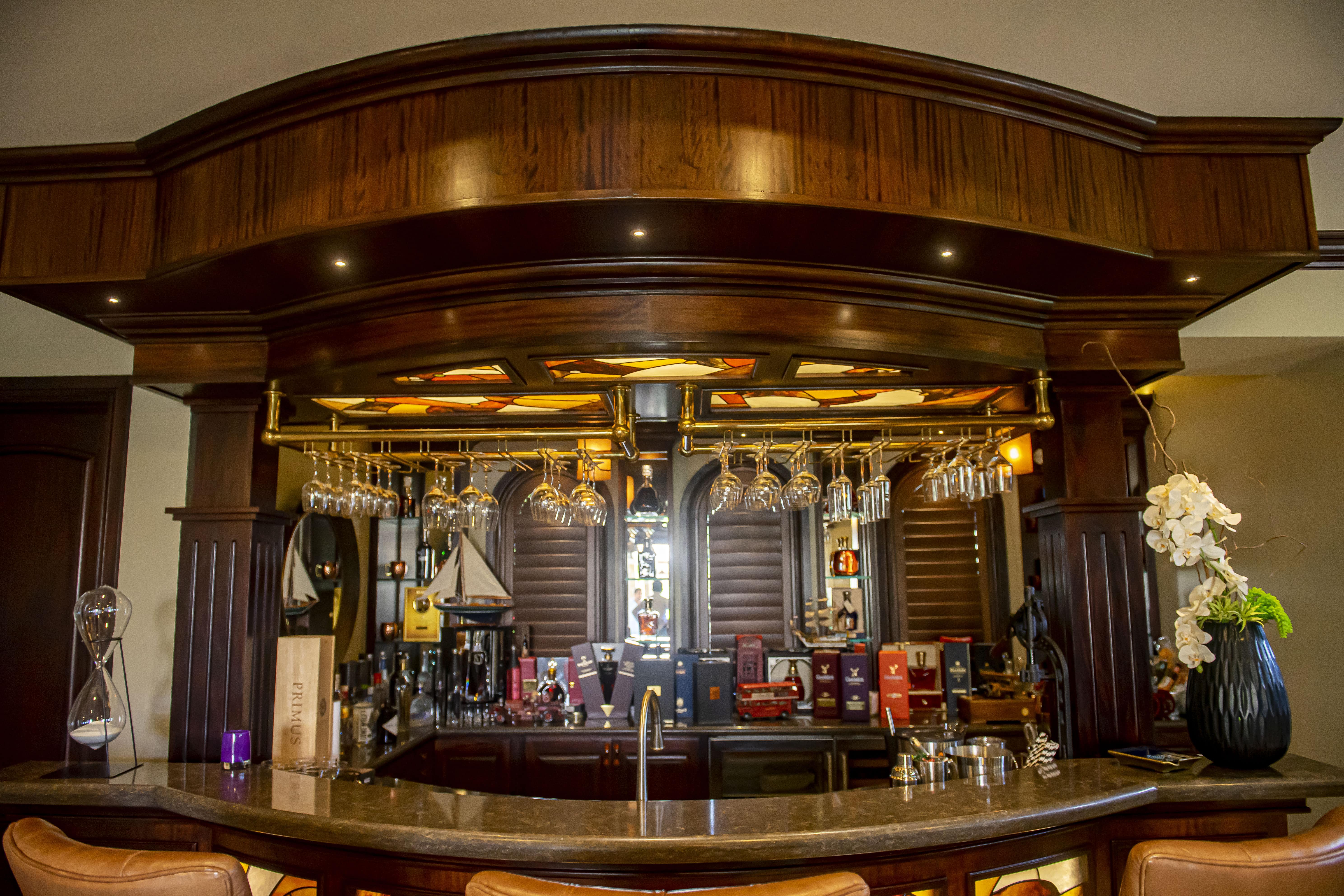 classic bar design